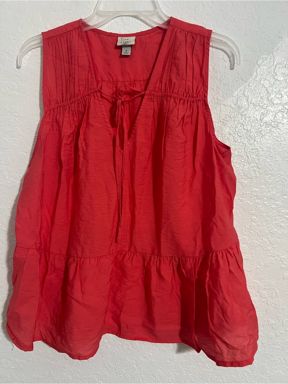 A New Day Women's Coral sleeveless Rayon Top Size M Tie Front #334